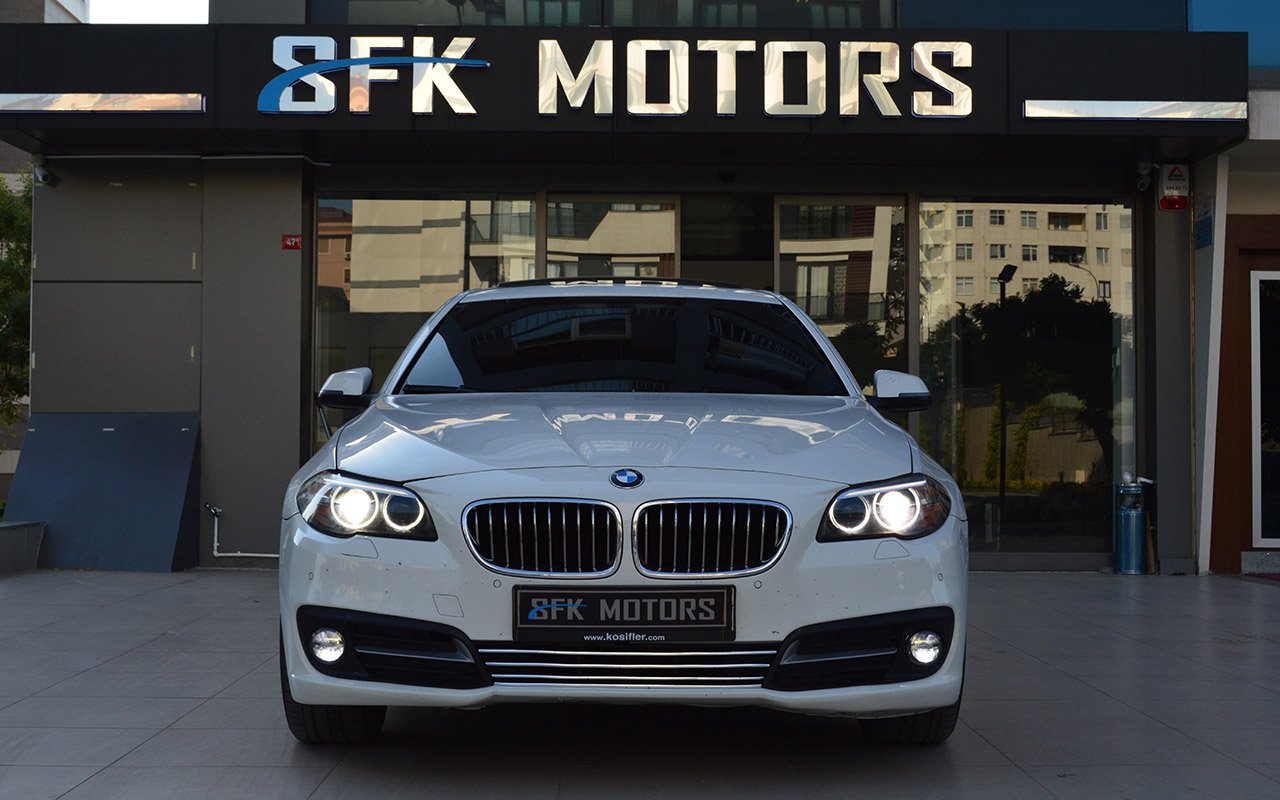 BMW 5.20i Luxury Line 2018 Model